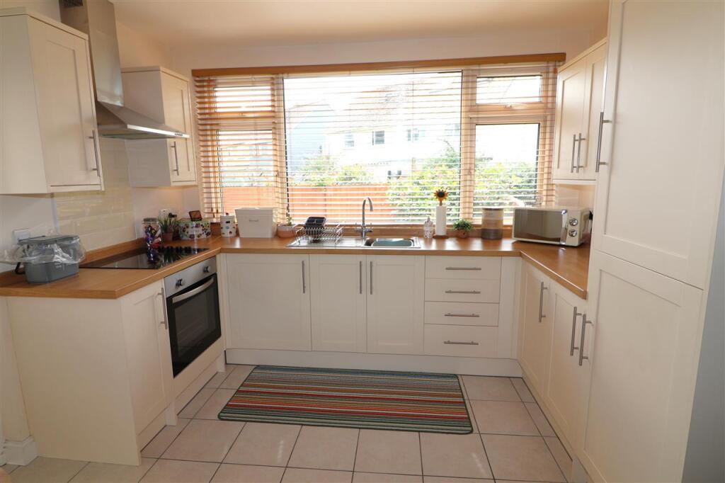 House in Haverfordwest, Pembrokeshire - View 5