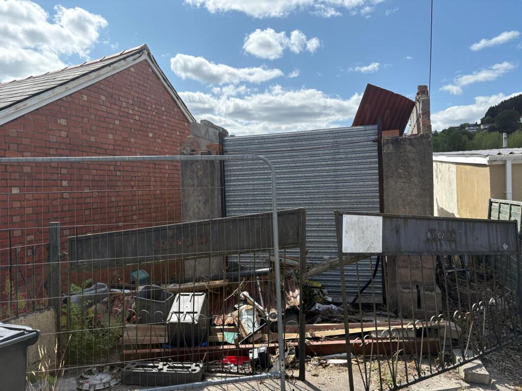House in Newport, Abertillery - View 5