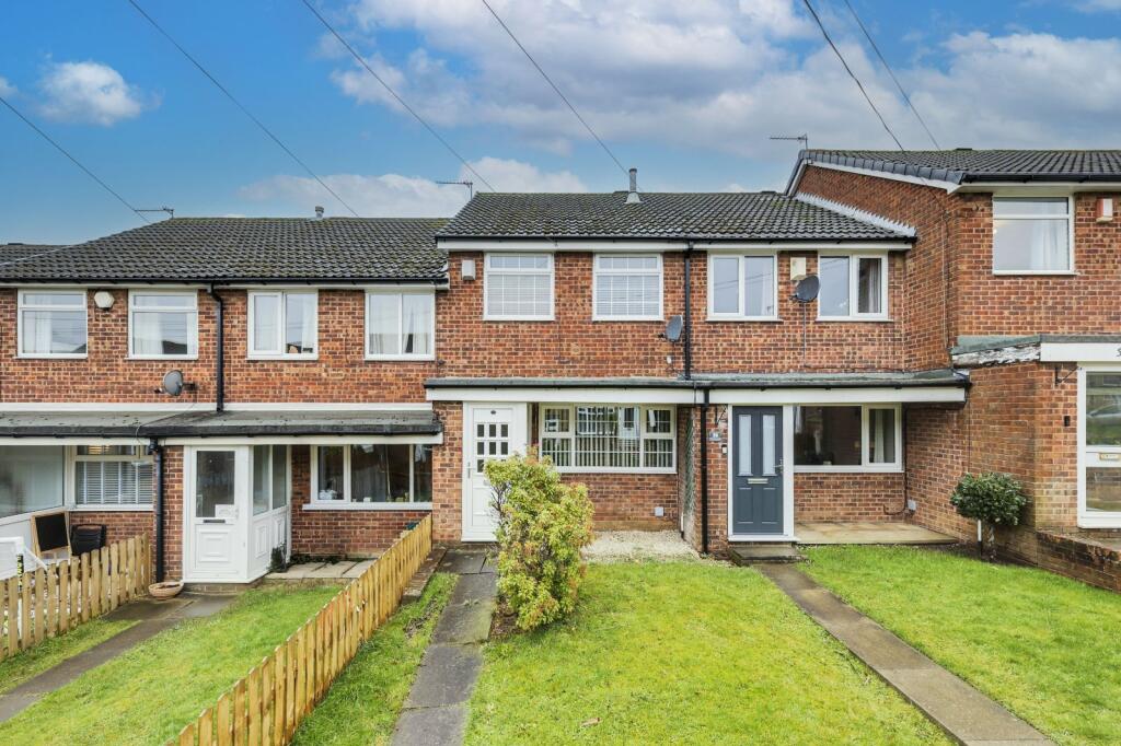 Main image of property: Woodlea Grove, Yeadon, Leeds, West Yorkshire, LS19