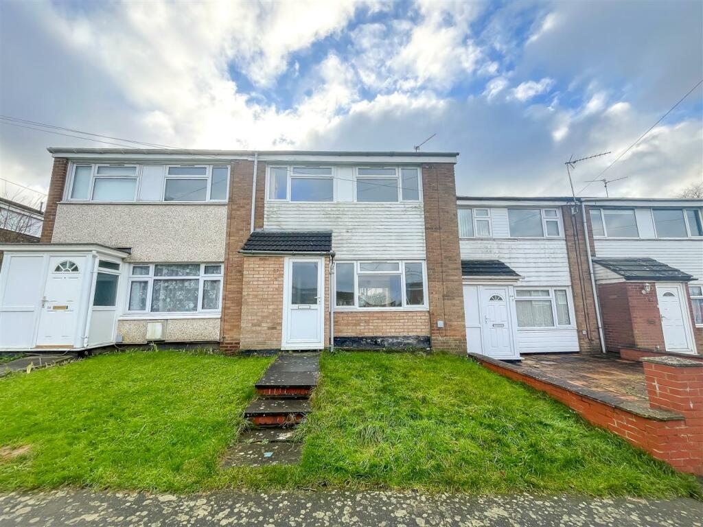 Main image of property: Frobisher Close, Daventry, NN11