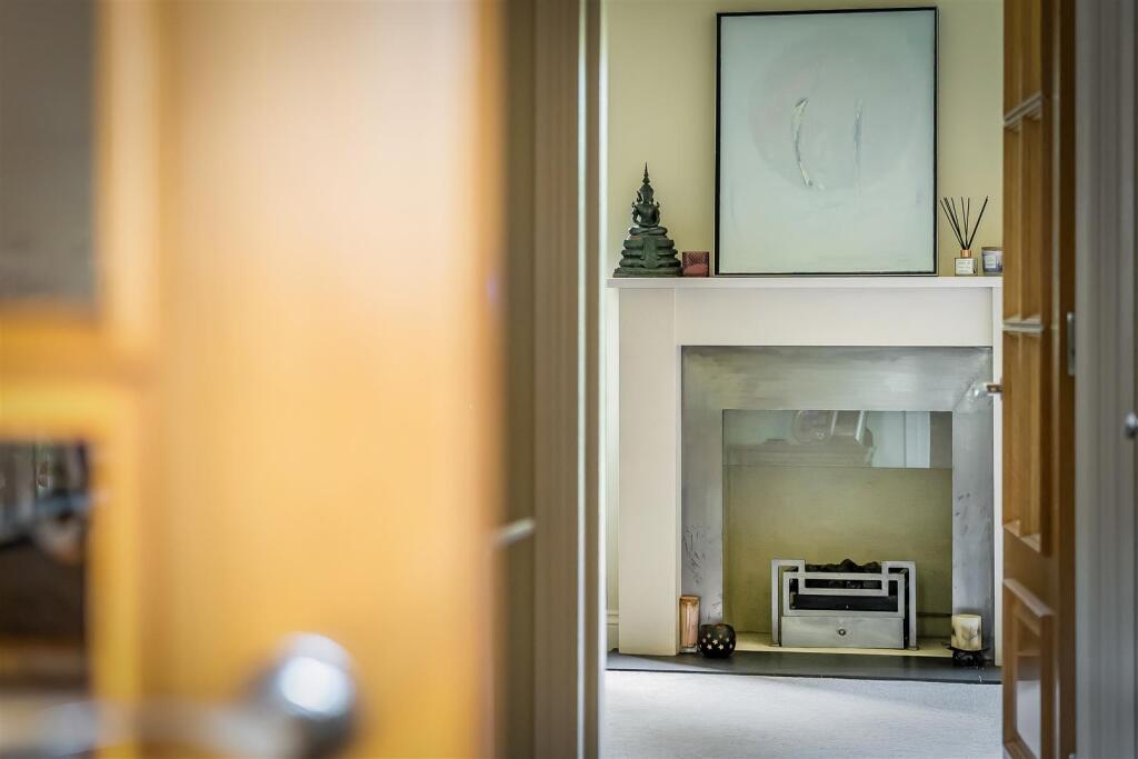 House in Mole Valley, Surrey - View 5