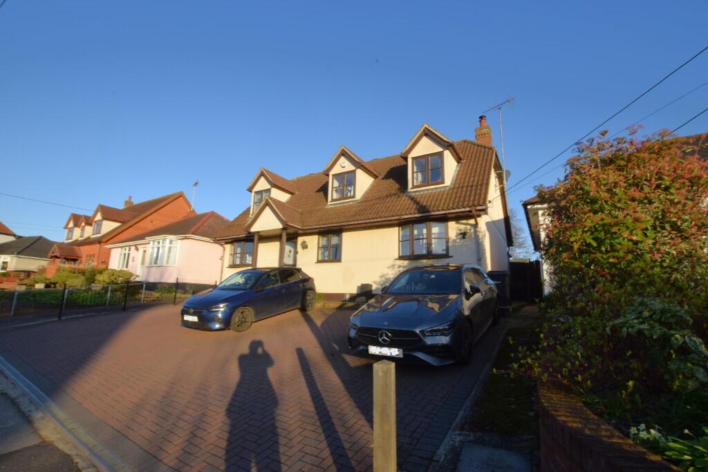 Main image of property: Broad Road, Braintree, Essex, CM7
