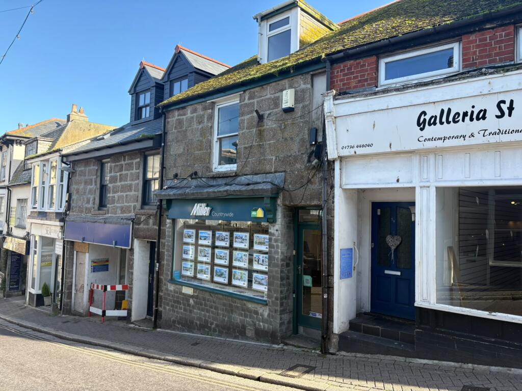 Main image of property: 4 Tregenna Hill, St Ives, Cornwall