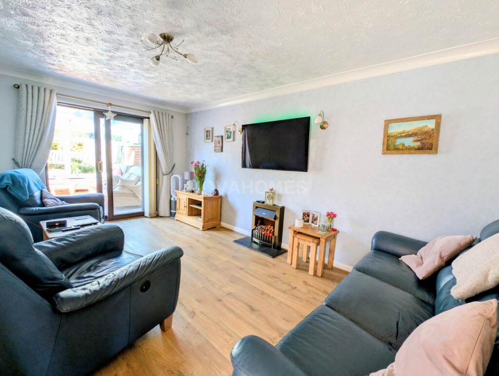 Spring Park, Woolwell, PL6 7SL photo 2