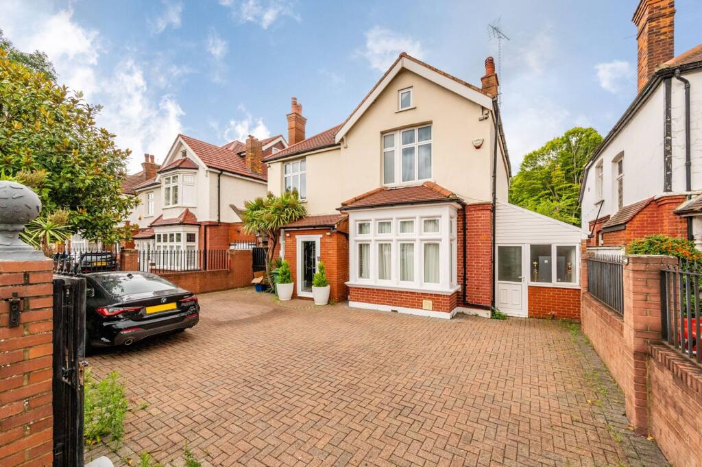 Main image of property: London Road, Twickenham, TW1