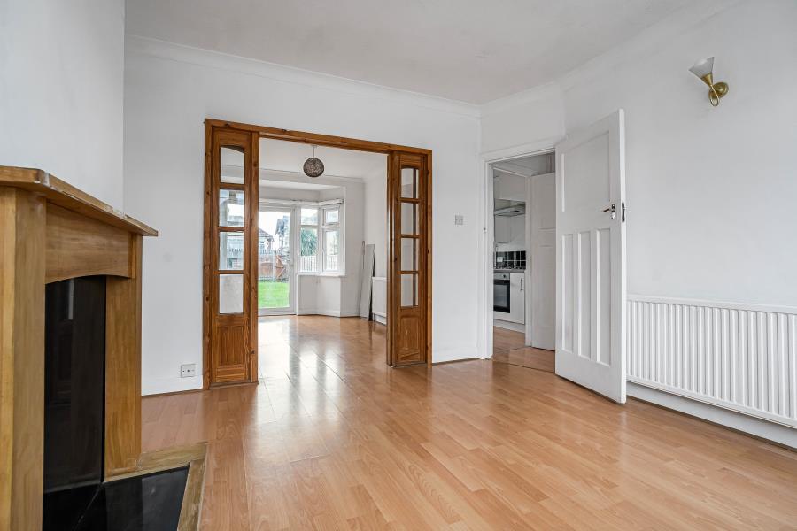 Main image of property: Enfield, EN3