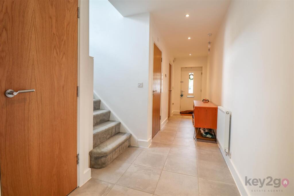 Hulford Street, Chesterfield, S41 photo 3
