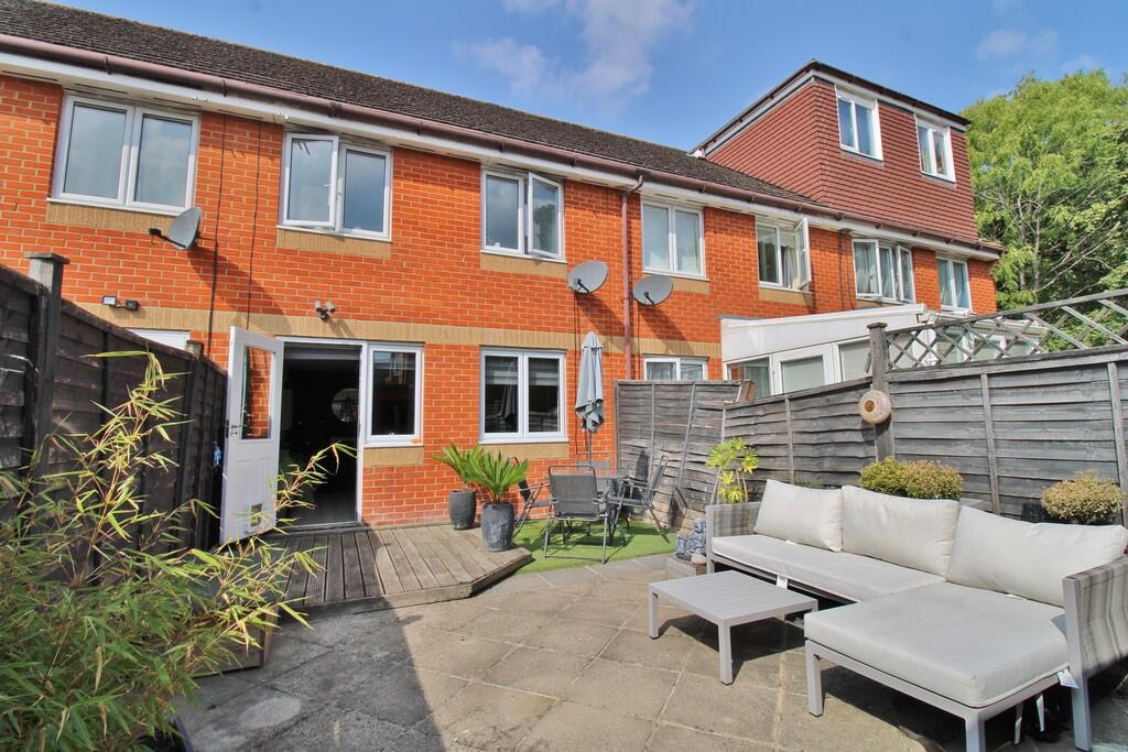 House in Portsmouth - View 4