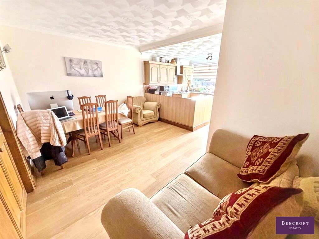 House in Sheffield - View 5