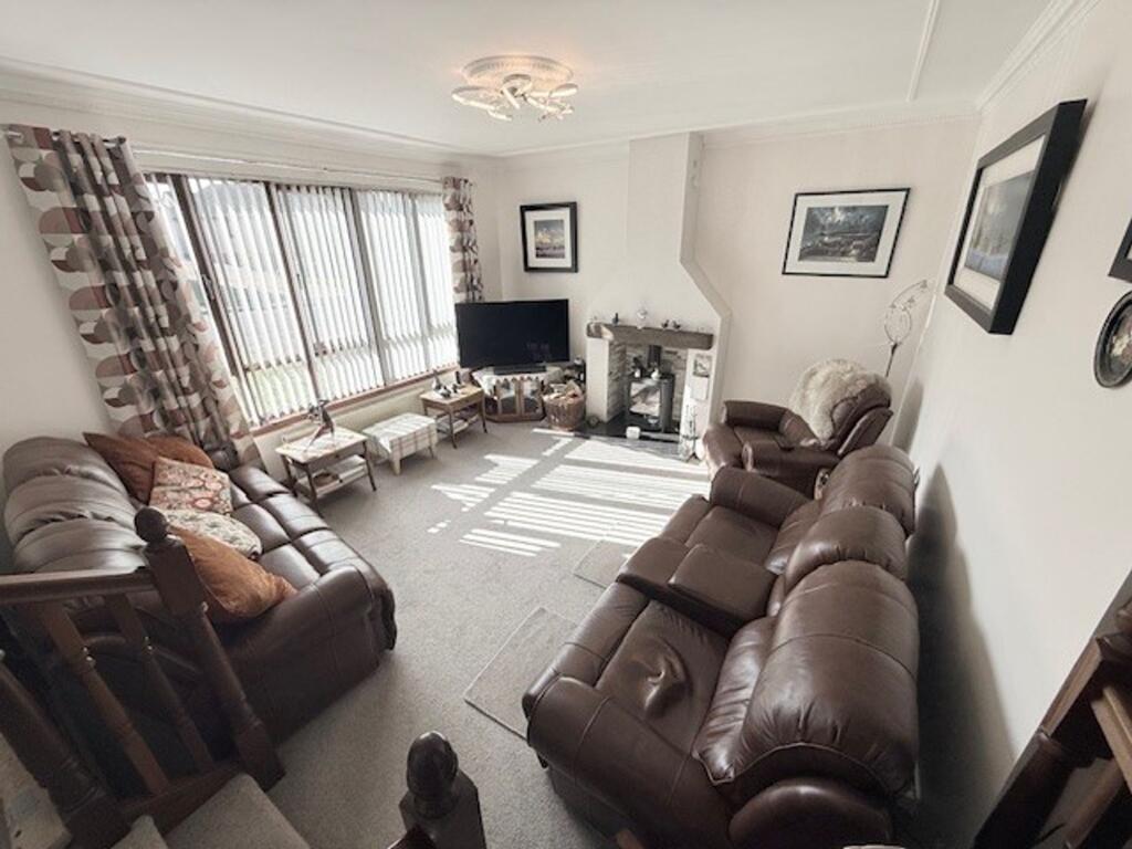 Main image of property: Curling Knowe, Crossgates, KY4