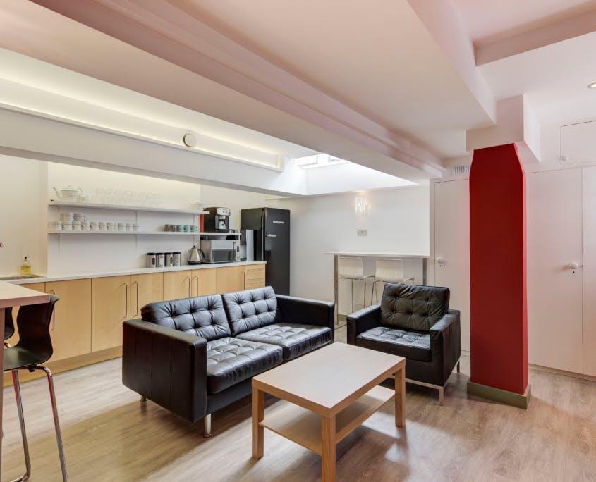 17.Kitchen-14OQS-845x684.jpg