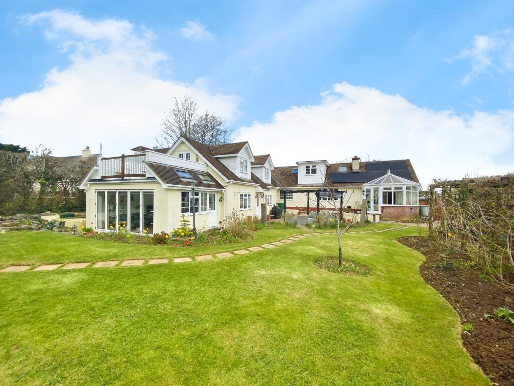 7-bed detached on Ramsden Lane, Offwell, EX14, £880,000
