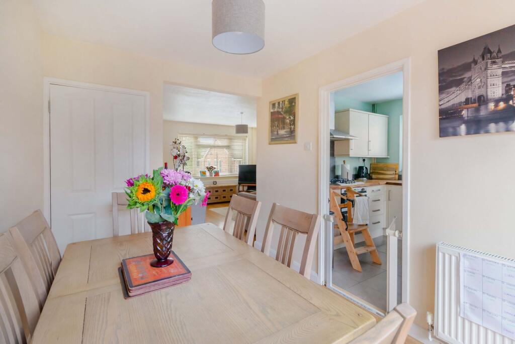 House in Tonbridge - More