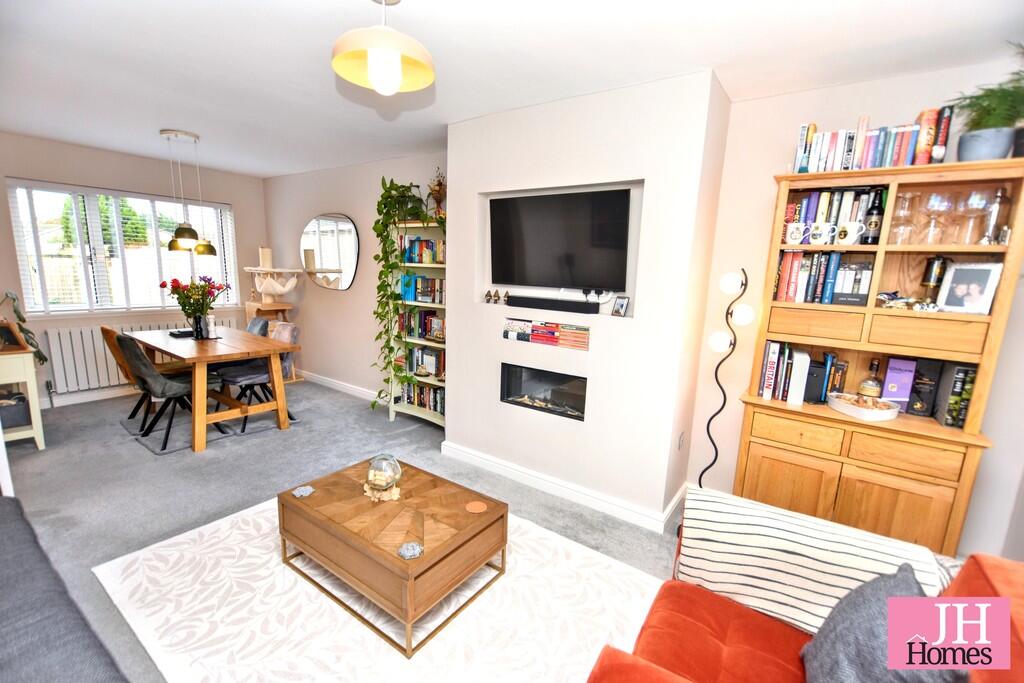 Oakwood Drive, Ulverston, Cumbria photo 2