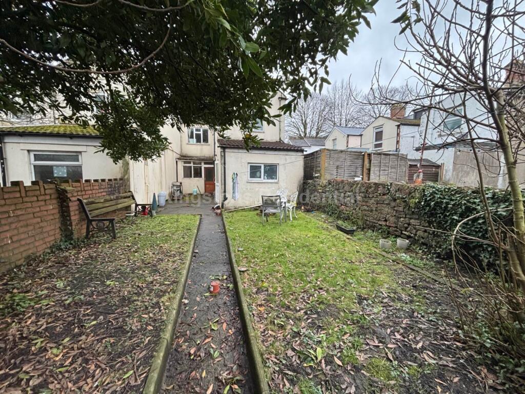 Property photo 11