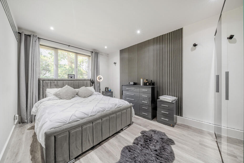 Beachborough Road, Bromley, Kent photo 4
