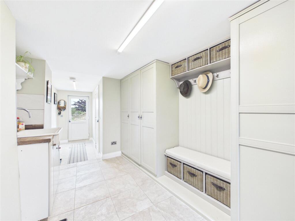 House in Exeter - View 4