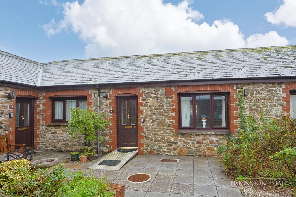 Barbican Road, Looe, Cornwall, PL13 photo 2