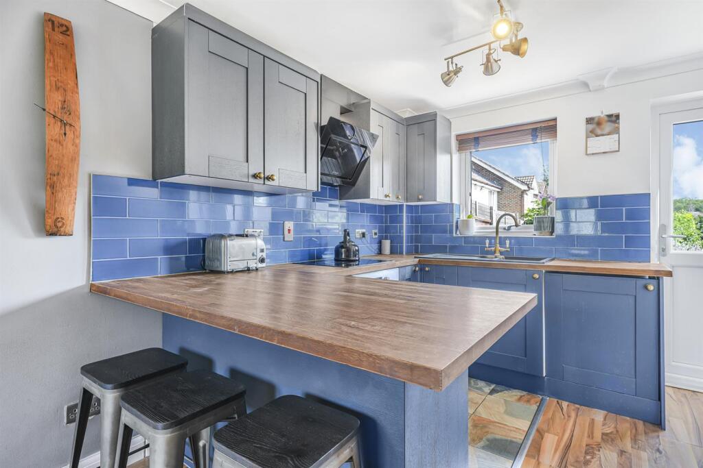 Westminster Gardens, North Chingford, E4 - View 2
