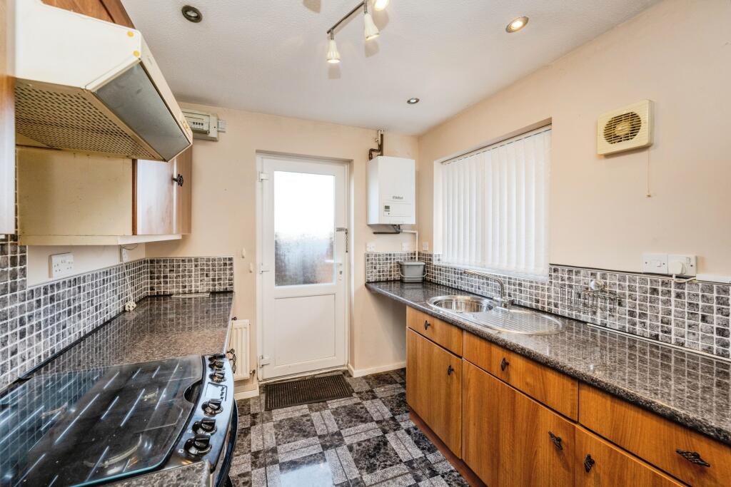 Waun Gron, Rhydyfro, Pontardawe, Swansea, SA8 - More