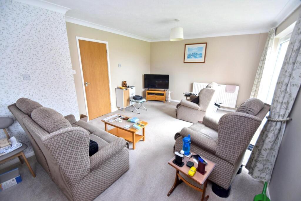 House in Eastbourne, Langney - View 2
