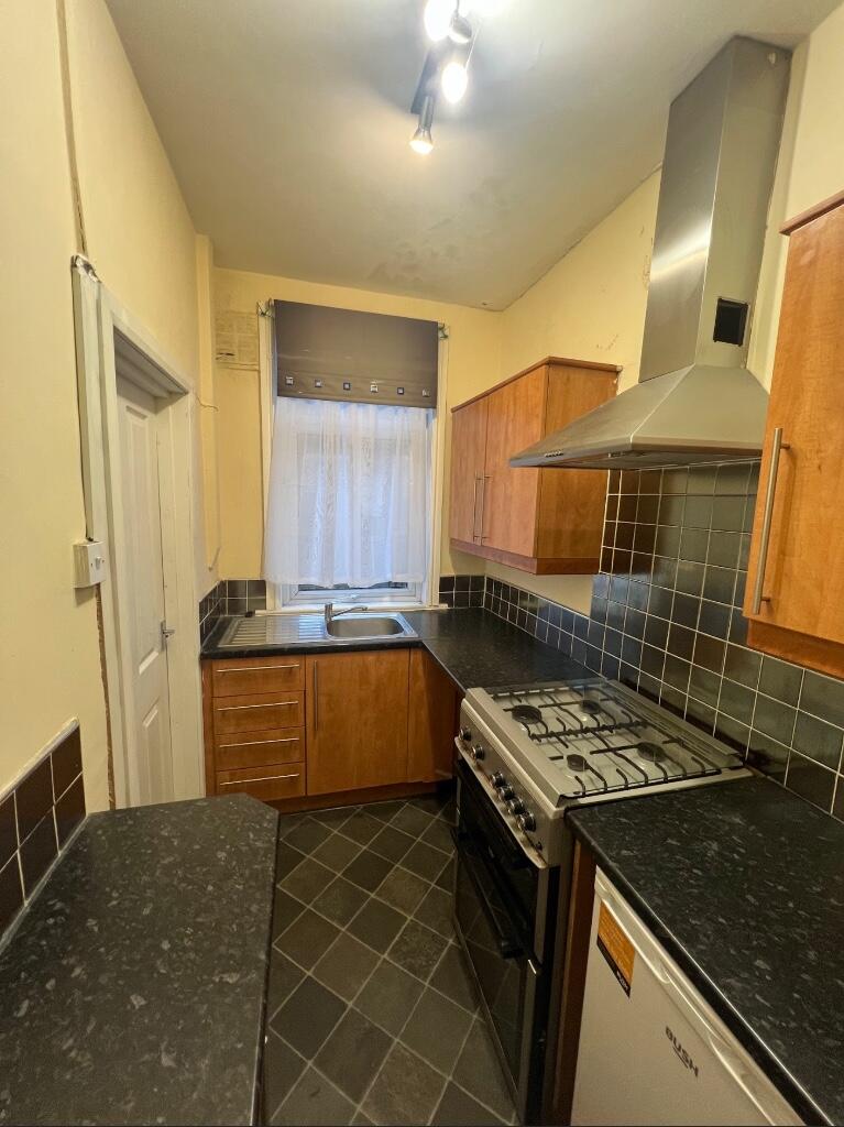 House in Leeds - View 5