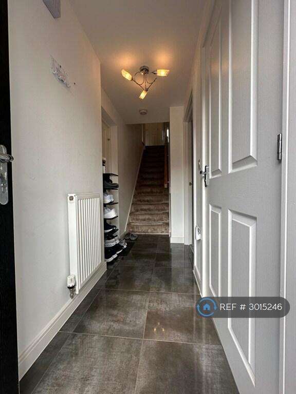 House in Stockport - View 2