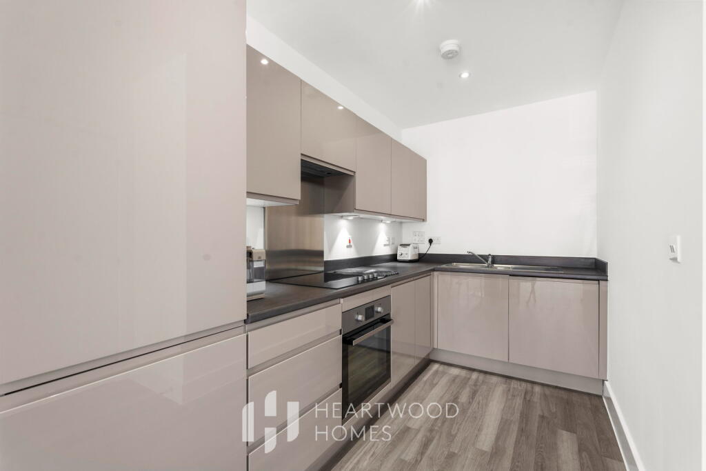 Additional image 6 of Hansell Gardens, St Albans, AL1 5GG