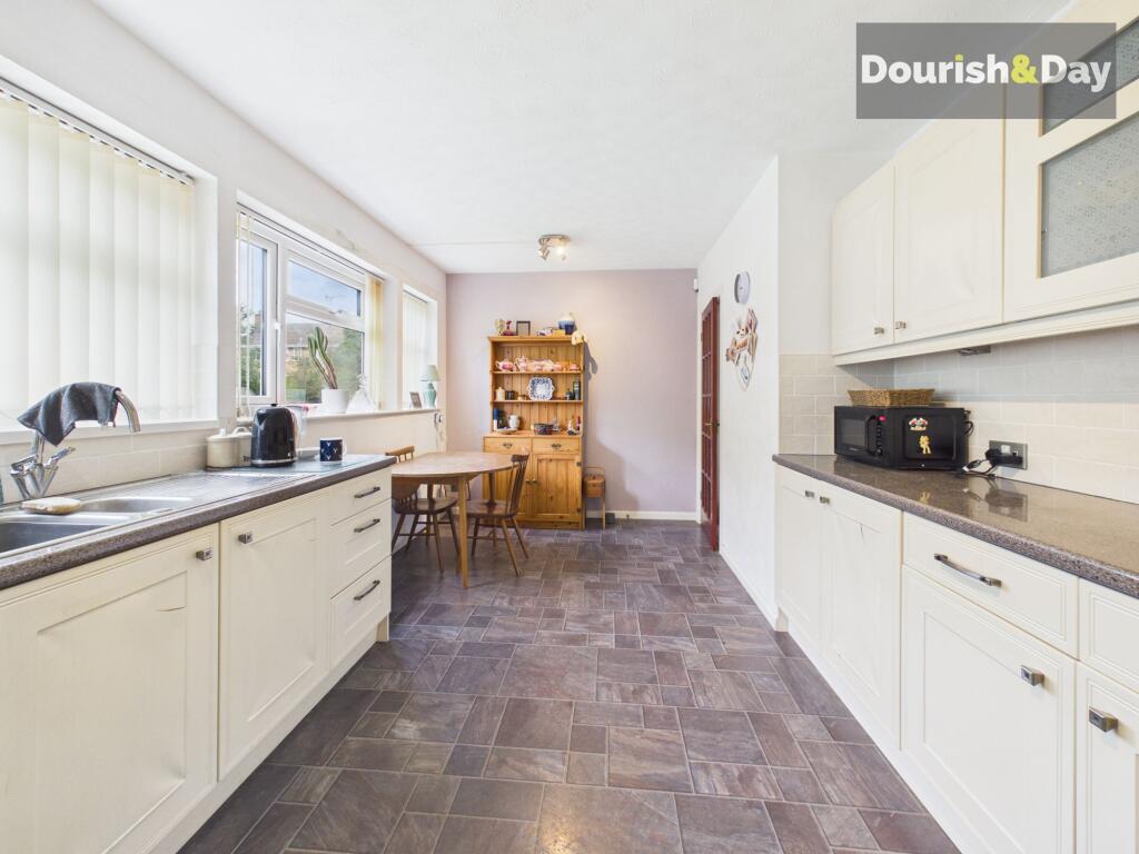 House in Stoke-on-Trent - View 3