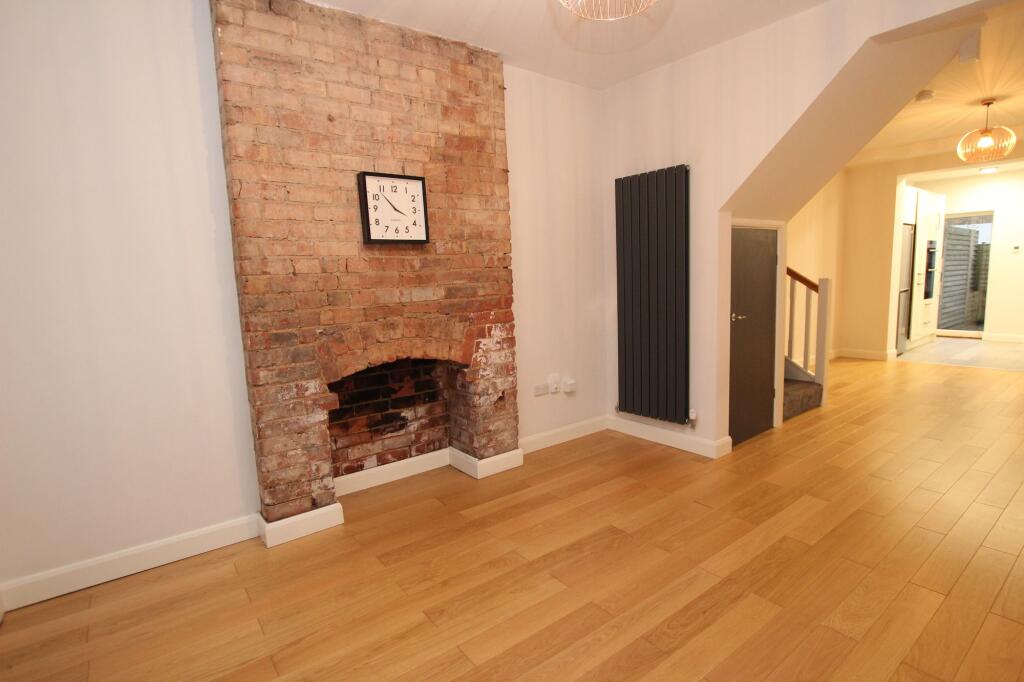 House in Nottingham - View 2