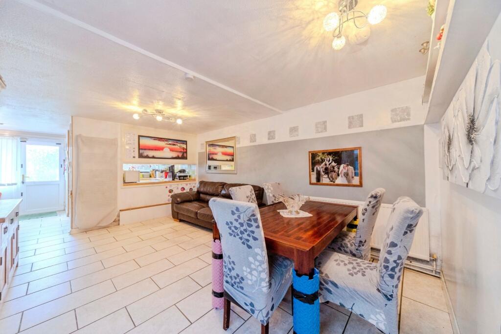 Main image of property: Sheelin Grove, Milton Keynes, Buckinghamshire, MK2