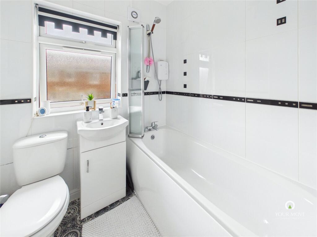House in Durham, County Durham - More