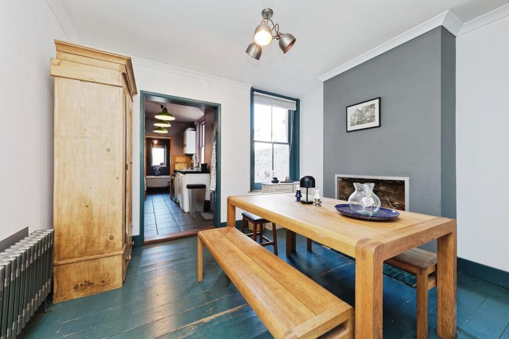 House in Canterbury - More