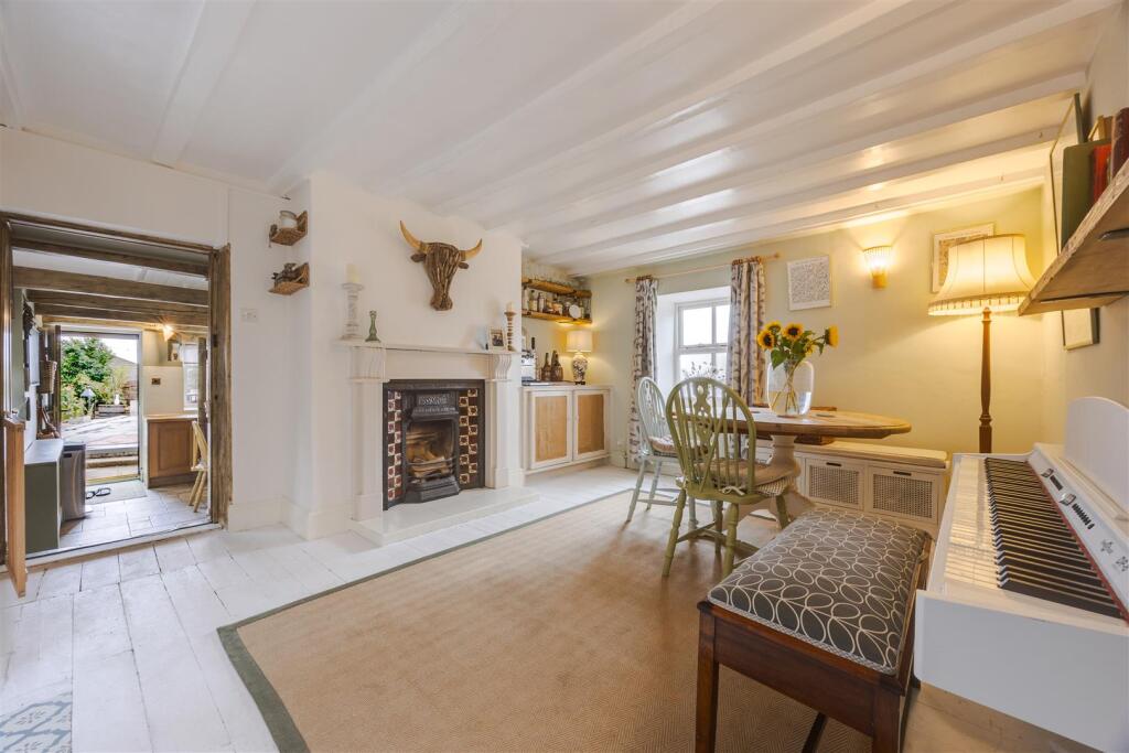 House in Kirton in Lindsey, North Lincolnshire - View 4