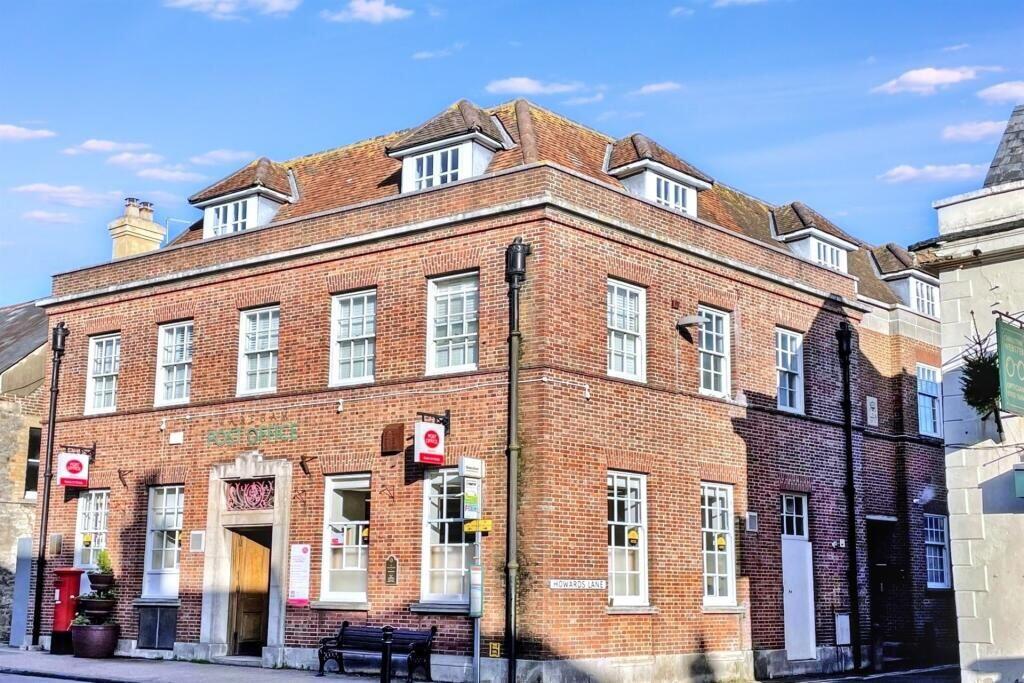 Main image of property: Flat 7 The Old Sorting Rooms, 3 Howards Lane, Wareham, Dorset, BH20 4HU