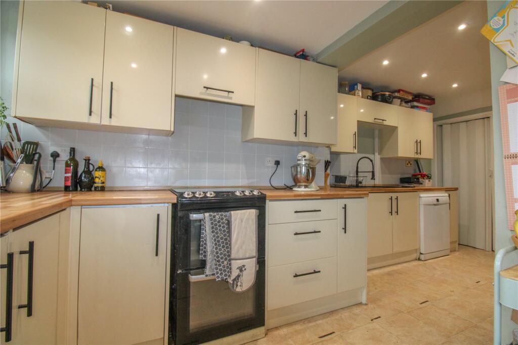 House in Bath, Southwick - More