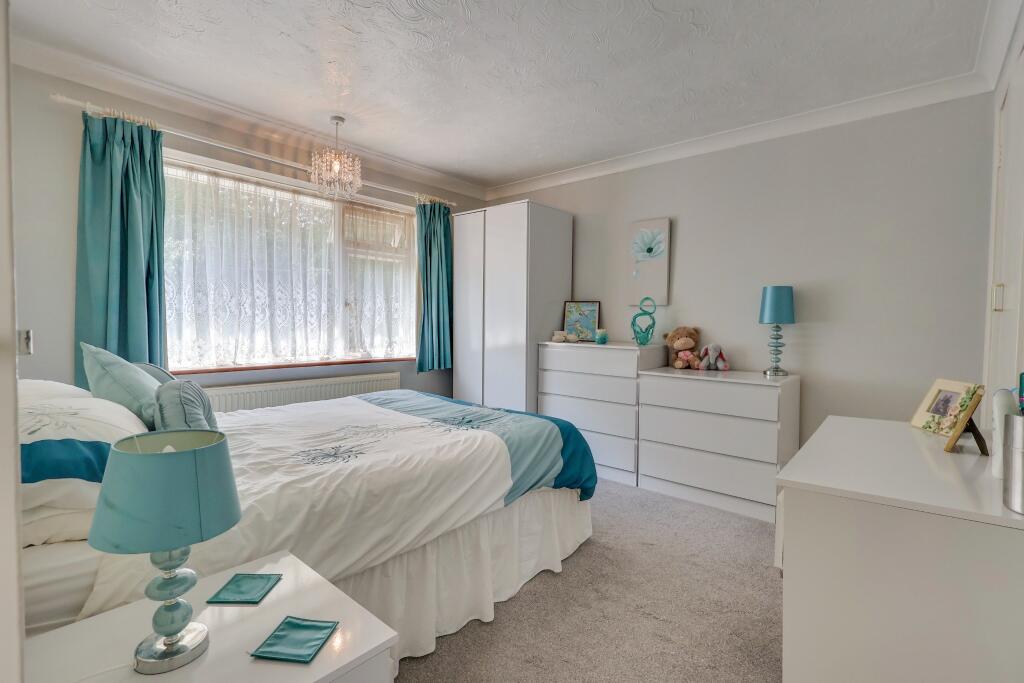 House in Southampton, Harefield - More