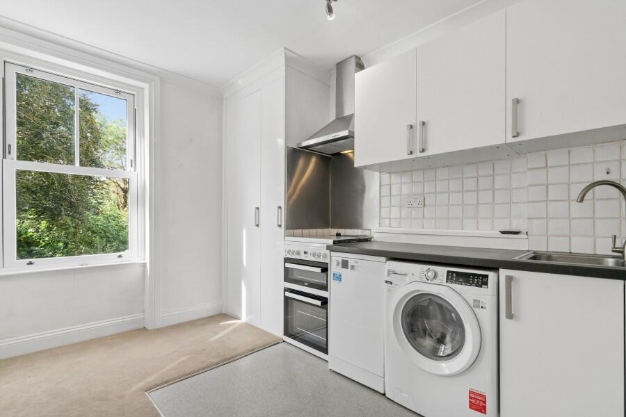 Apartment in London - View 4