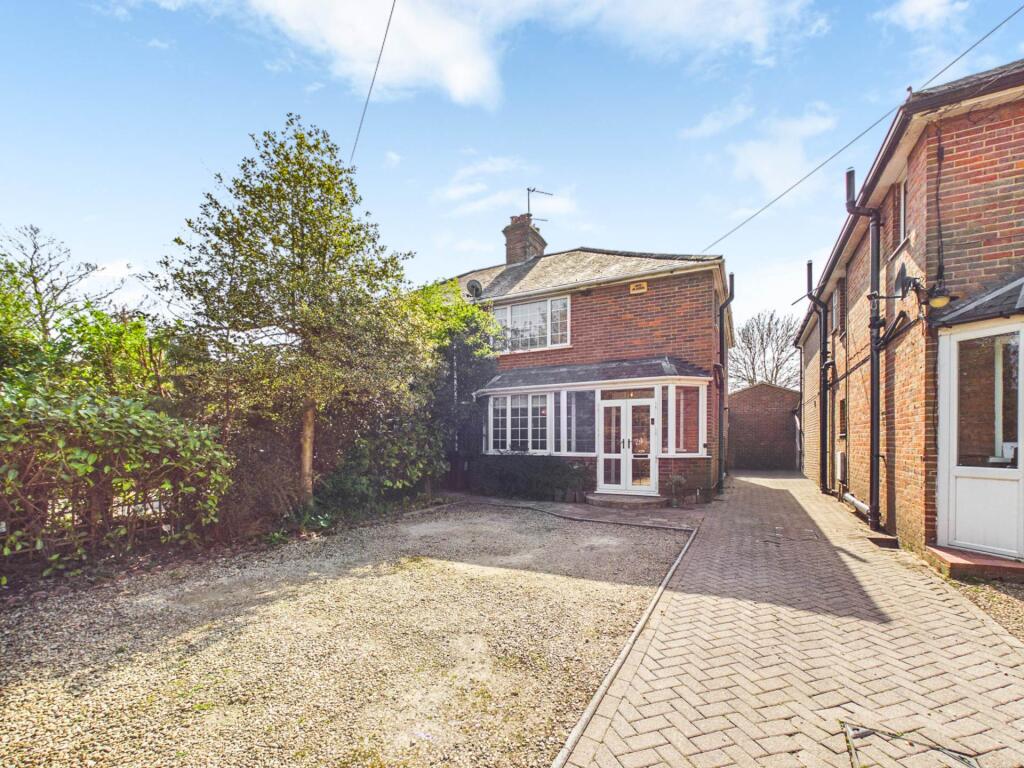 Main image of property: Aylesbury Road, Wendover