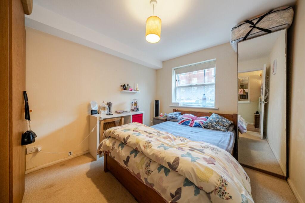 Massingberd Way, Tooting Bec, London, SW17 photo 3