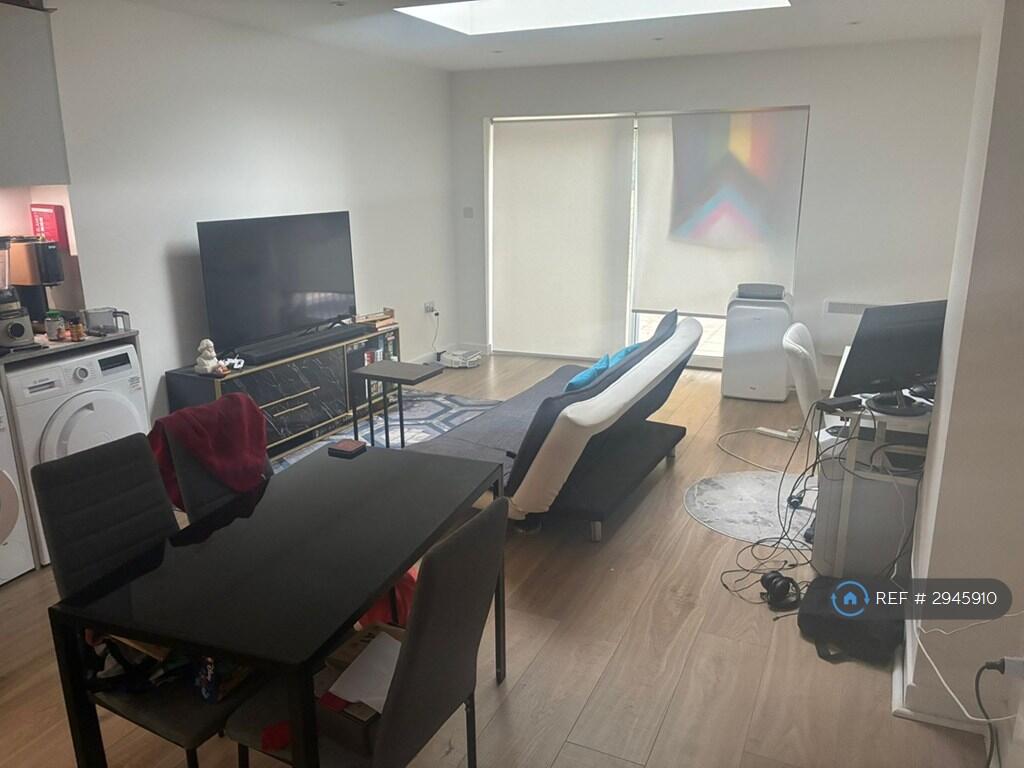Main image of property: Goulton Road, London, E5