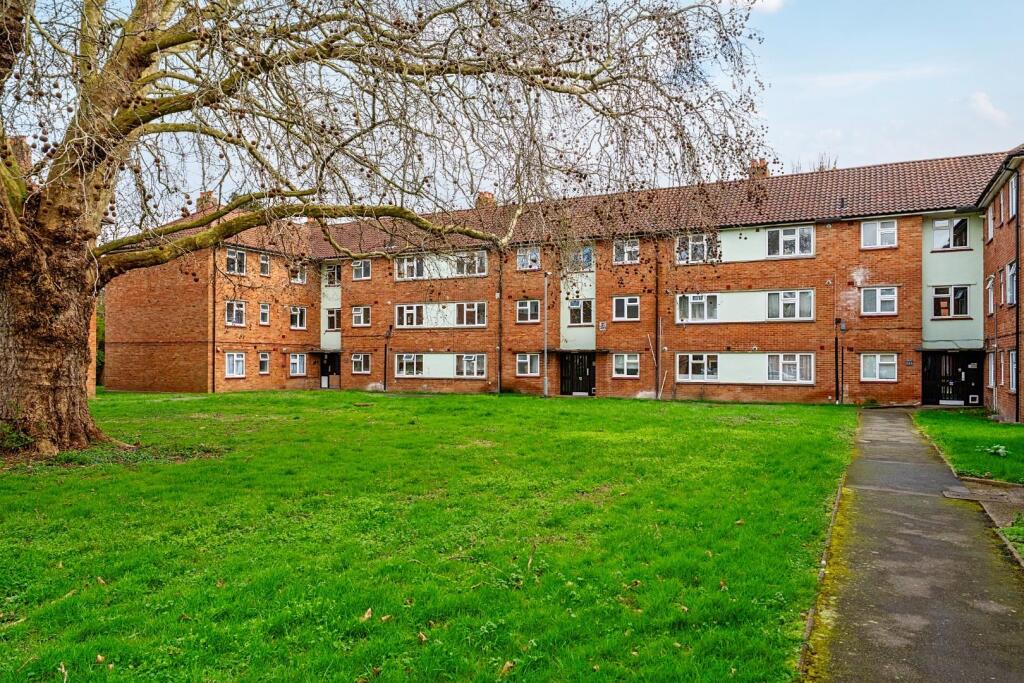 Main image of property: Hanover Way, Windsor