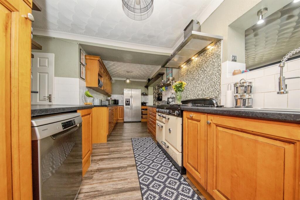 House in Tendring, Essex - More
