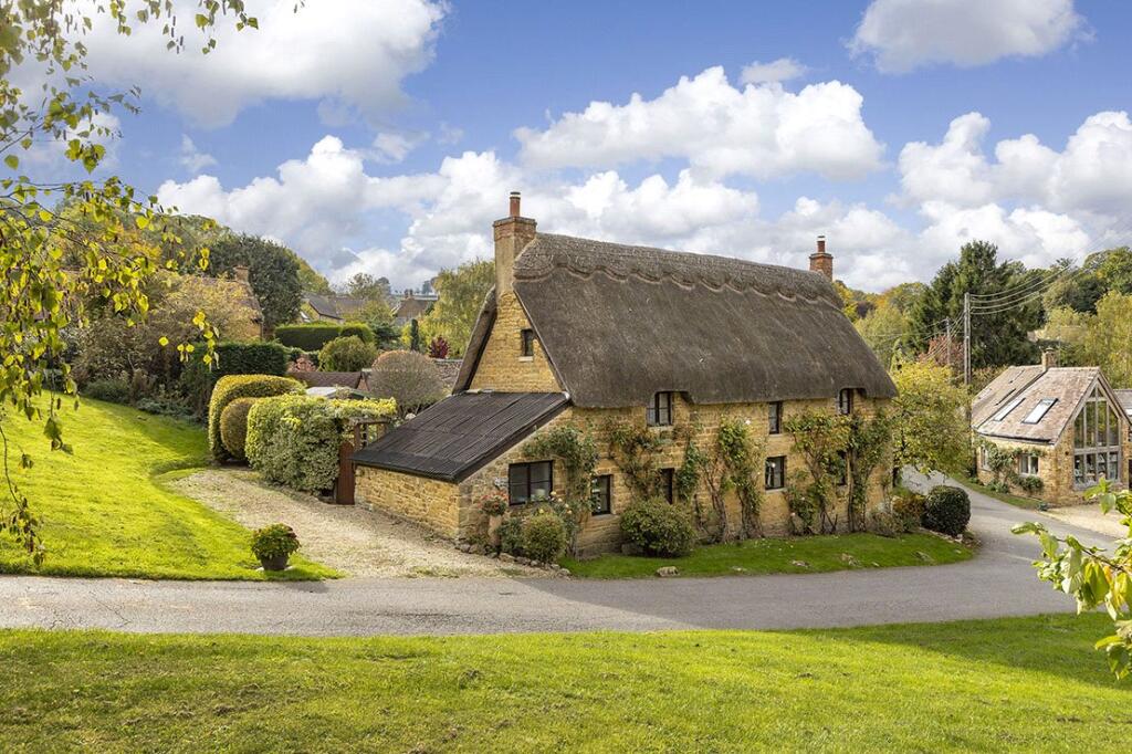 Main image of property: The Green, Ilmington, Shipston-on-Stour, CV36