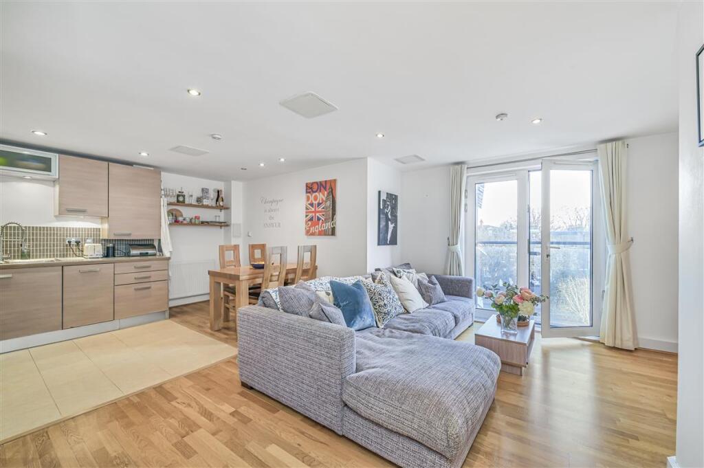 Main image of property: Stane Grove, SW9