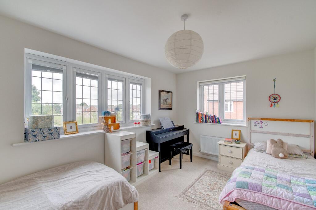 Additional image 8 of Mayors Drive, Alcester, Warwickshire, B49