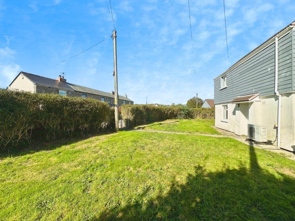Constantine, Two bed home in village setting photo 3