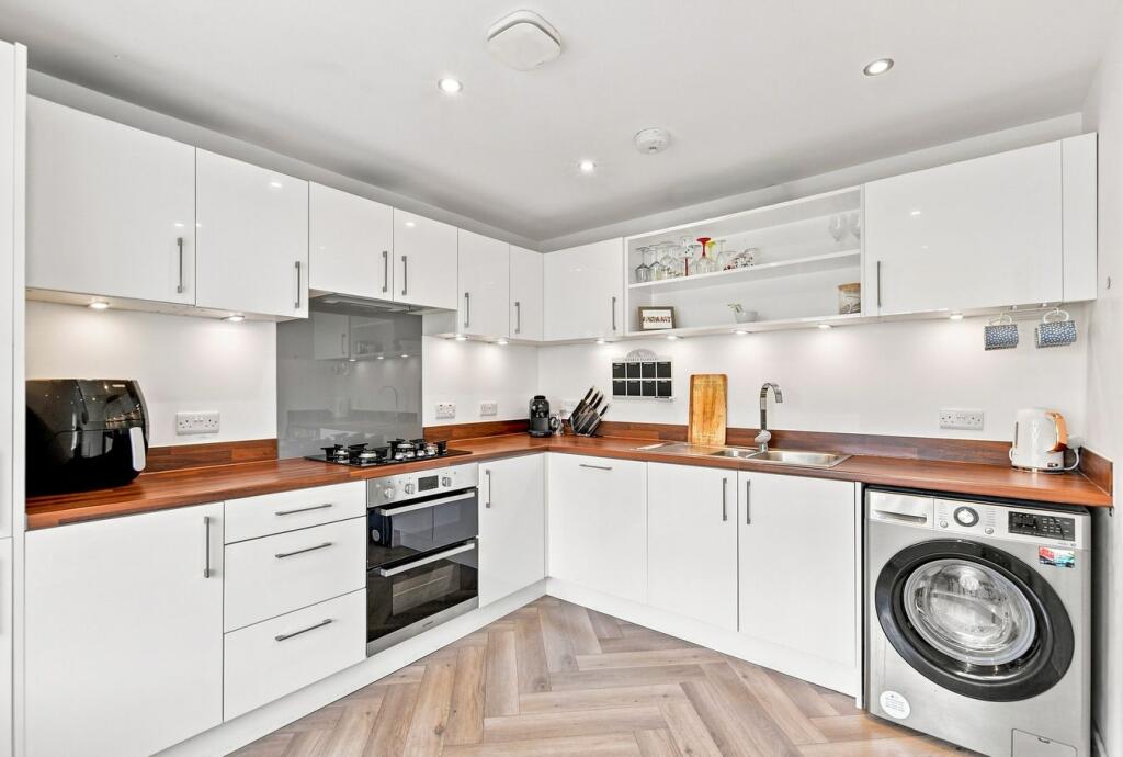 House in Kilmarnock - View 4