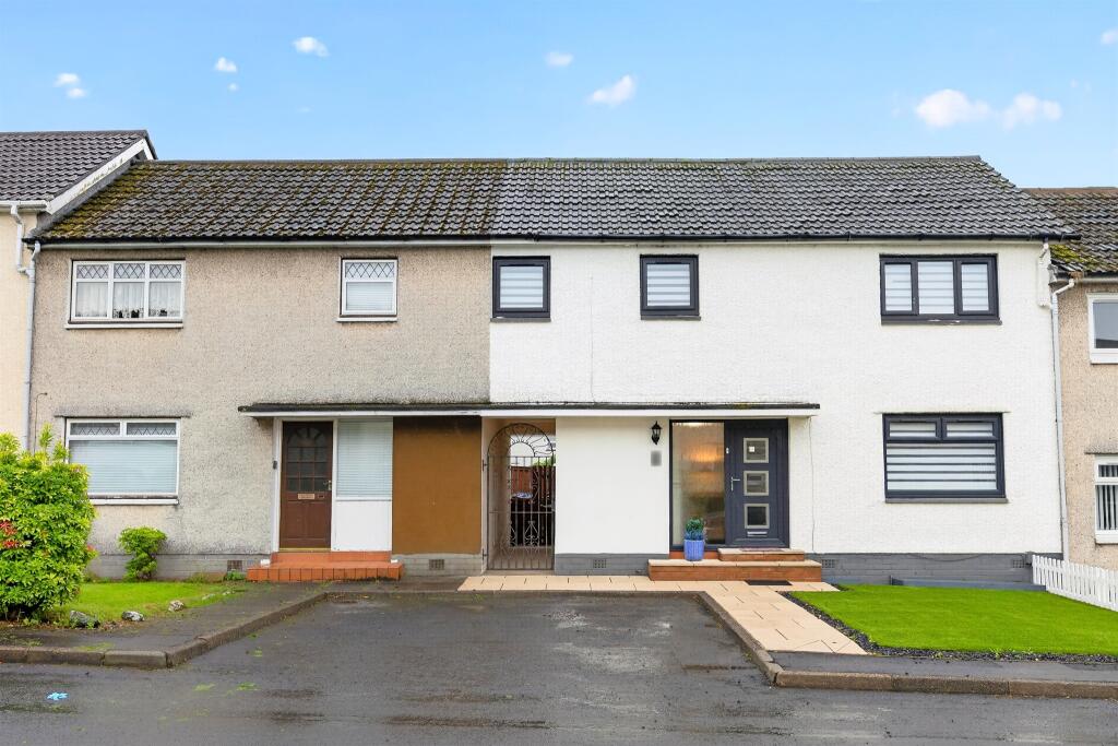 Main image of property: Heron Place, Johnstone