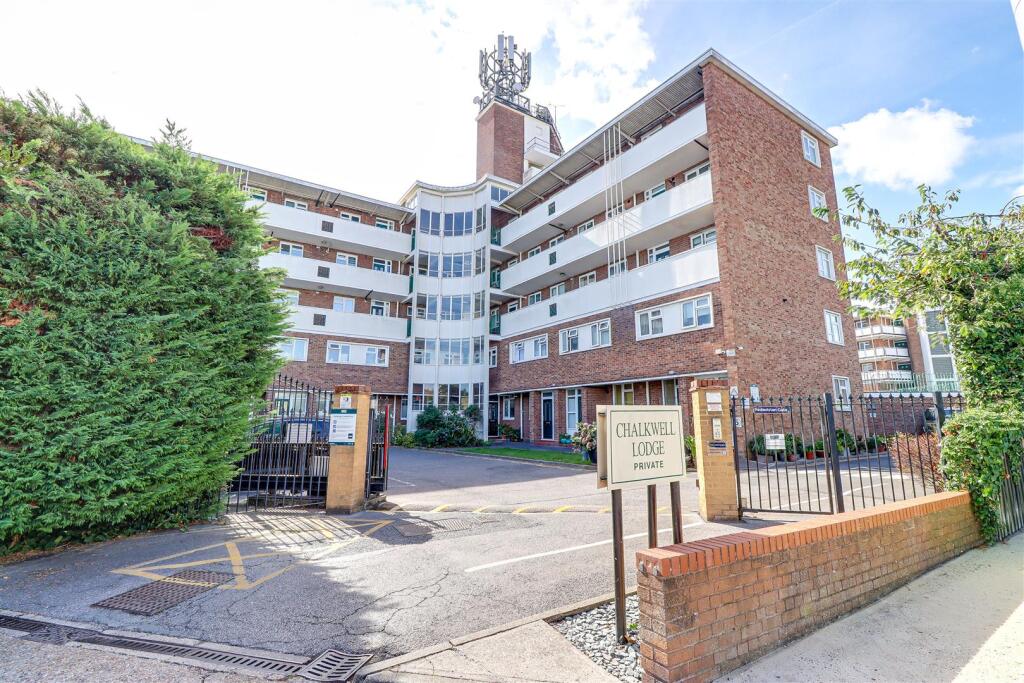 Apartment in Southend-on-Sea, Essex